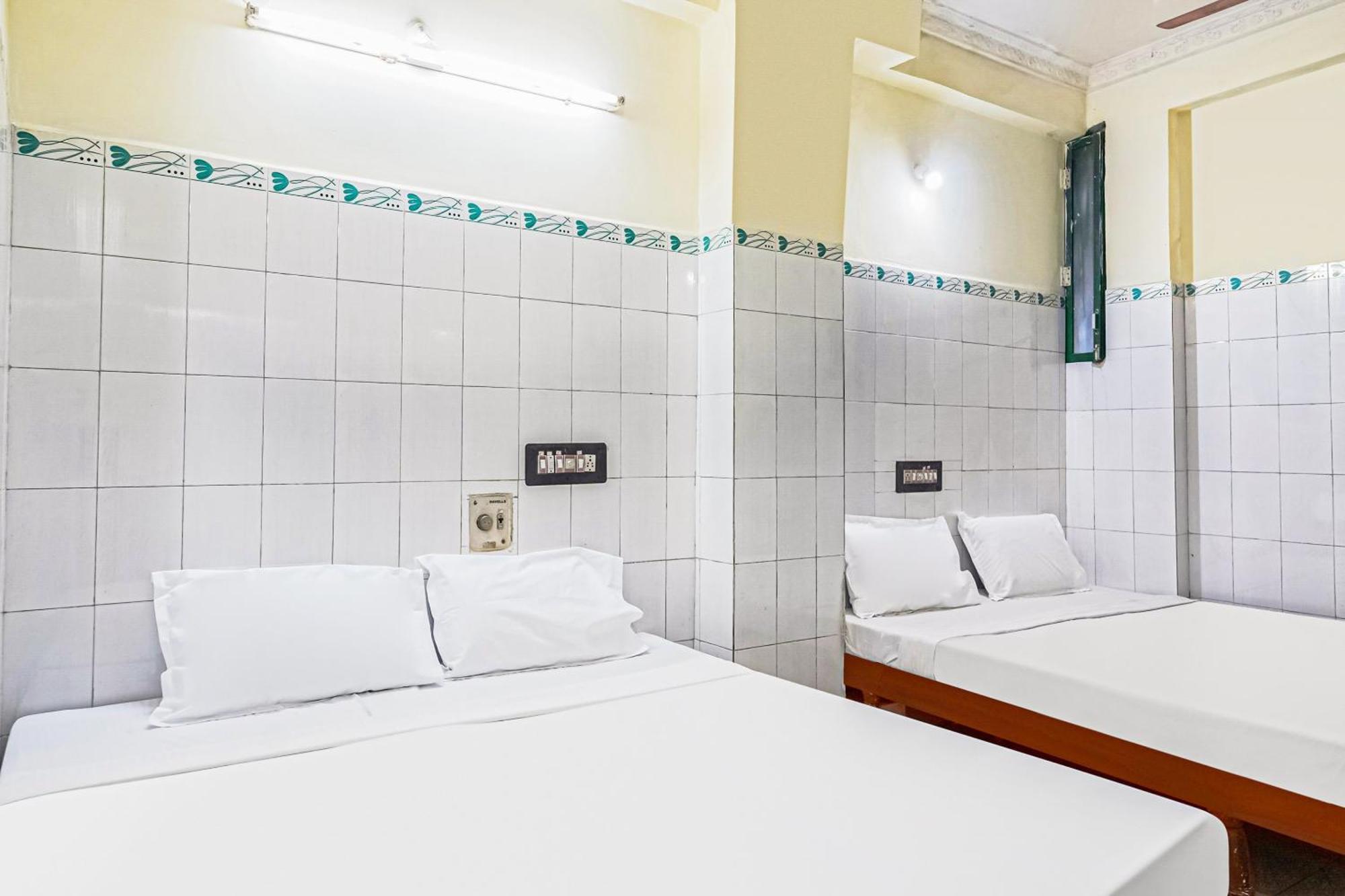 Hotel Spot On Venkata Sai Residency Tirupati Exterior foto
